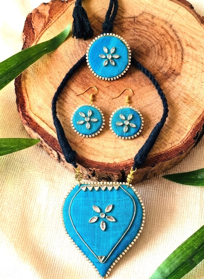 Handmade Silk Fabric Kundan Ethnic Jewellery Set